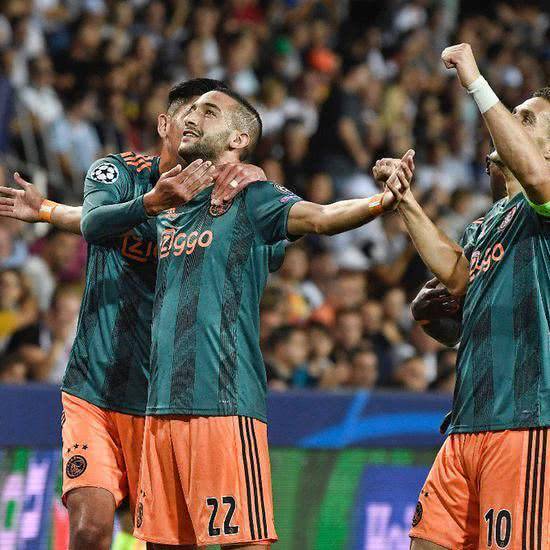 放弃却在新 放弃却在新