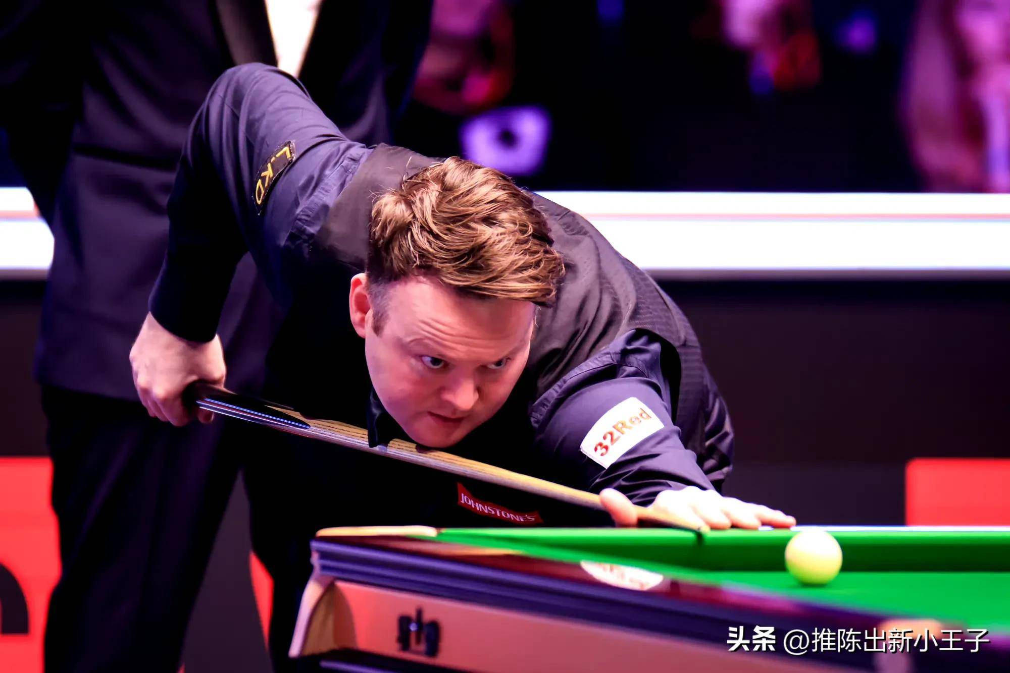 等队友相互 等队友相互